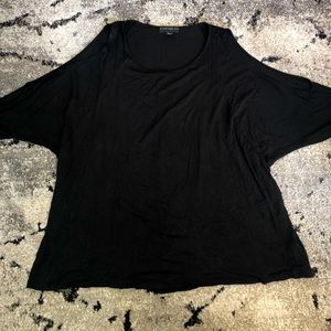 Quarter sleeve blouse